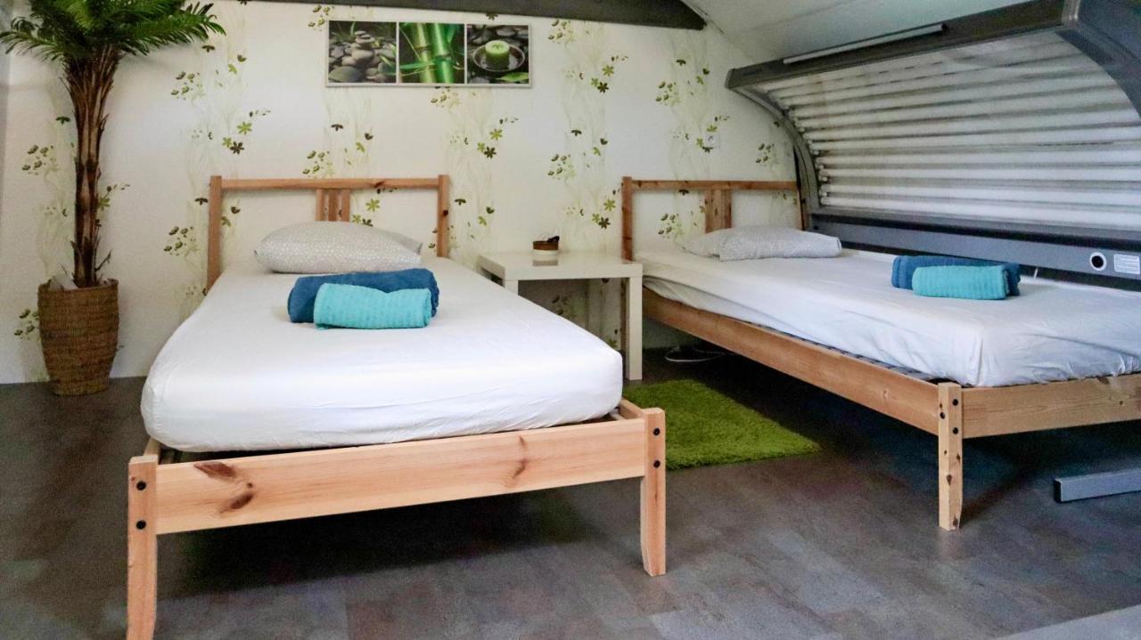 B&B Les Ecoliers Cherain Exteriör bild