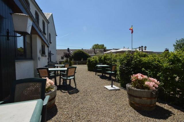 B&B Les Ecoliers Cherain Exteriör bild